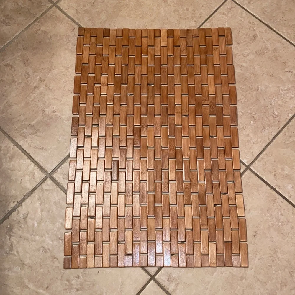 Like new bamboo Bath Mat